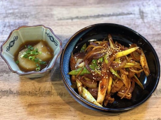 🌻日替わりランチ「豚キムチ定食と 大根の煮物付き」お食事処向日葵