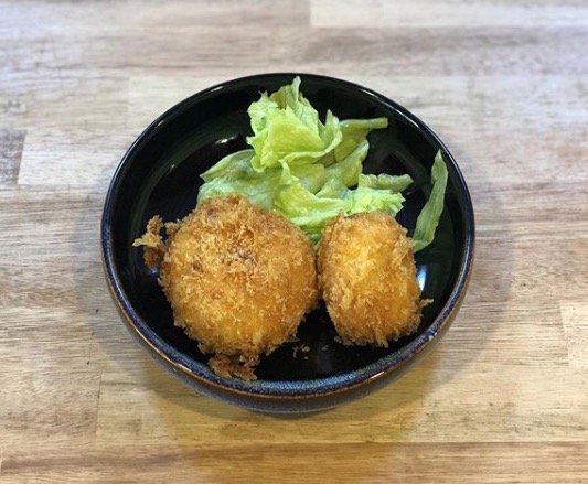 🌻3 Aprel (Cümə) Gündəlik Nahar "Kroket Dəsti Yemək🍚 İki Növ Prosciutto və Pendir" Himawari Restoranında