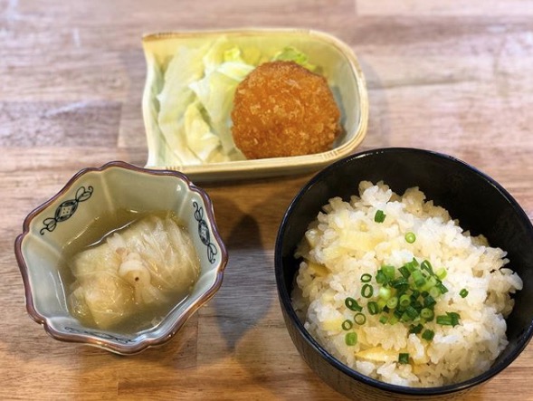 🌻4月17日（金）日替わりランチ「たけのこご飯定食」お食事処向日葵