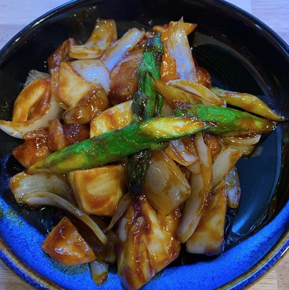 🌻4月29日（水）日替わりランチ「酢豚ならぬ酢鶏」お食事処向日葵