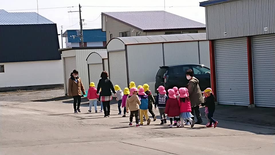 北竜町長 佐野豊 活動報告・4月8日（水）メロンの定植等春の農作業視察