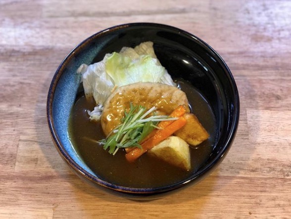 🌻25 Mayıs (Pazartesi) Himawari Restoran'da Günlük Öğle Yemeği "Tofu Hamburger"