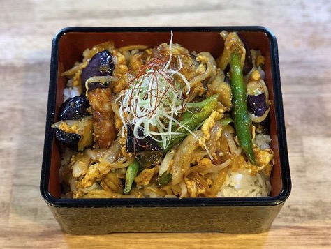 🌻 6月13日（土）日替わりランチ「マーボー丼🍚」お食事処向日葵