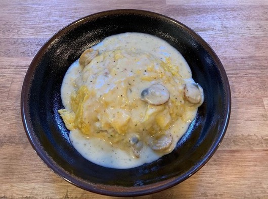 🌻 6月15日（月）日替わりランチ「オムライス🍴 〜ホタテクリームソースかけ〜」お食事処向日葵