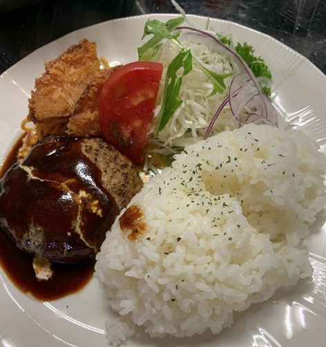 🌻 9月21日（月）ワンプレートハンバーグ【お食事処向日葵】