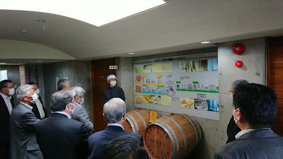 รายงานกิจกรรมของนายกเทศมนตรีเมืองโฮคุริว ยูทากะ ซาโนะ วันที่ 30 กันยายน (วันพุธ) คำอธิบายการดึงดูดธุรกิจในเมืองโคชิมิซึ (เมืองโคชิมิซึ) และการตรวจสอบอื่นๆ