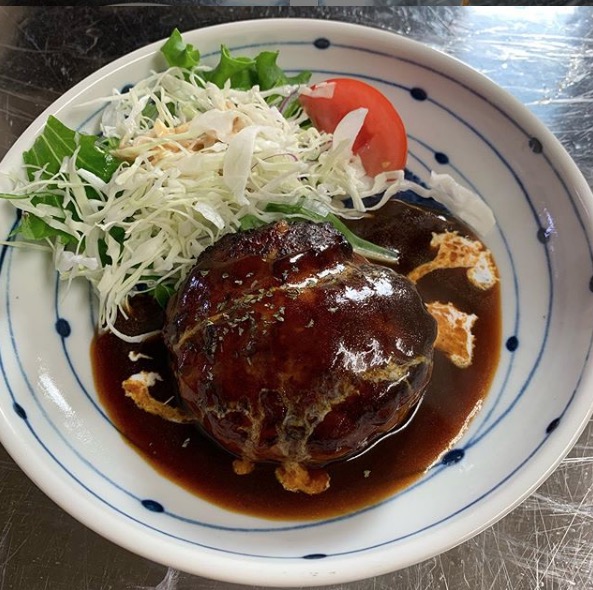 🌻 10月14日（水）ハンバーグ定食 ♬【お食事処向日葵】