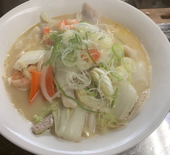 🌻 24 अक्टूबर (शनिवार) - समुद्री ब्रीम शोरबा से बना रेमन 🍜 ढेर सारा समुद्री भोजन 😊 [हिमावारी रेस्टोरेंट]