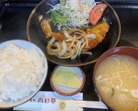 🌻 29 oktyabr (cümə axşamı) İlk teriyaki dəsti yeməyi [Himawari Restoranı]