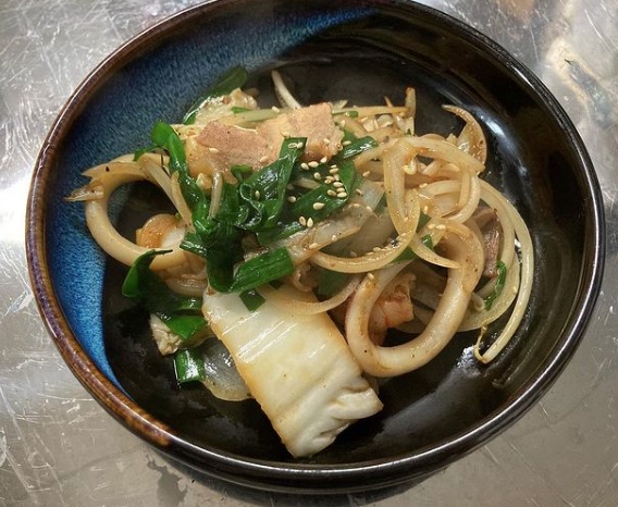 🌻 16 Aralık (Çarşamba) - Kızarmış sebze seti menüsü 🍚 Deniz ürünleri dahil 🦐🦑 [Himawari Restoran]