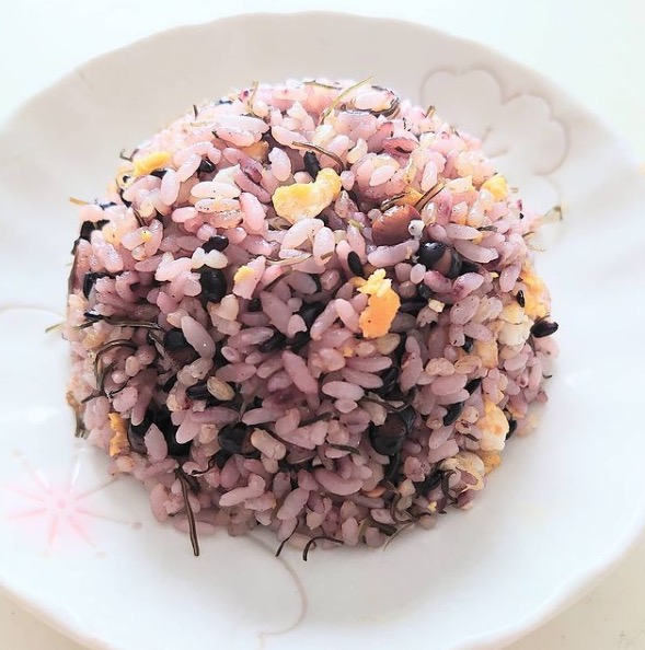 12月25日（金）12時10分頃、少しの間だとは思いますが、黒千石大豆ミート発売のニュースか放映される予定です！【黒千石事業協同組合】