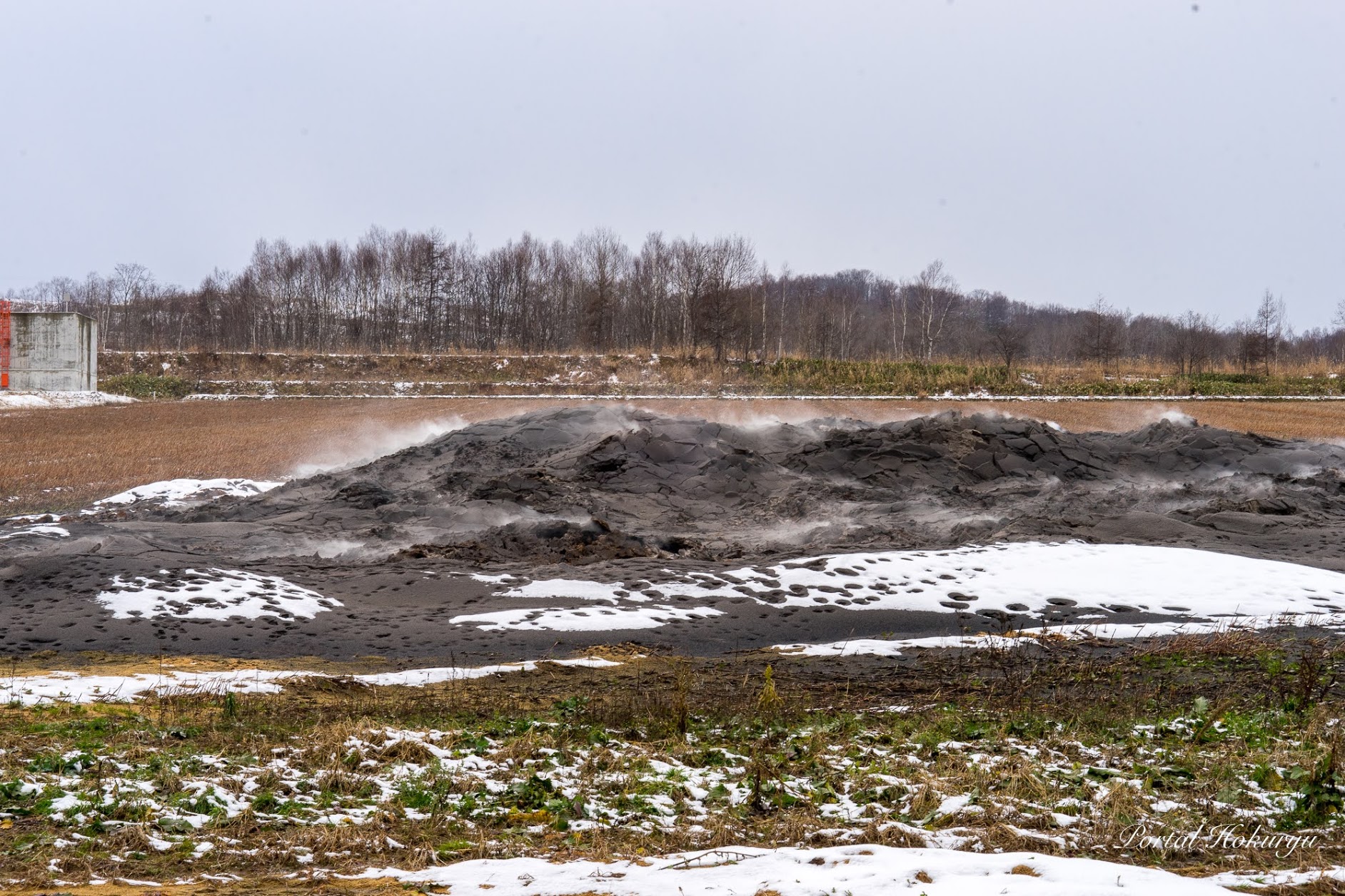 จุดที่ไม่คุ้นเคยที่ยังคุกรุ่น