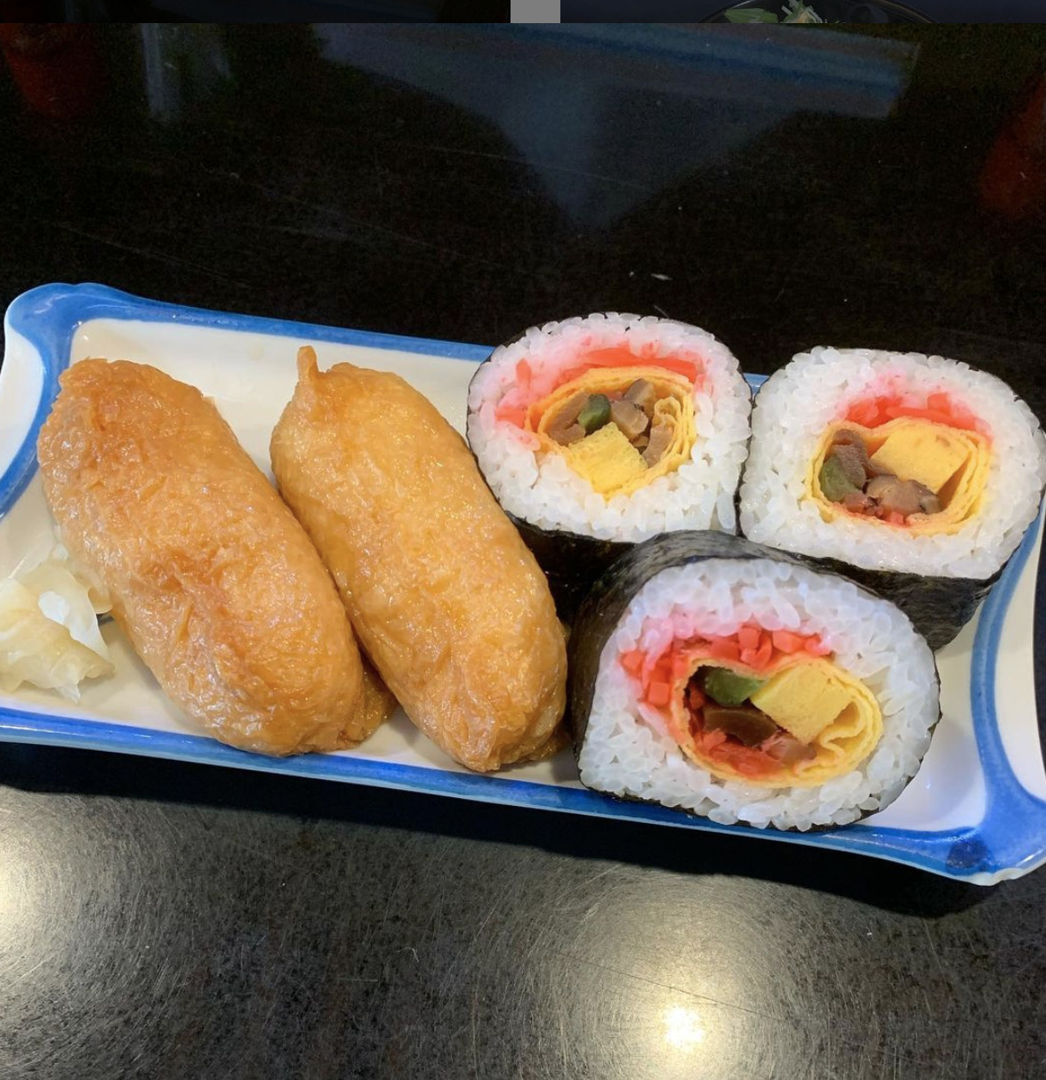 🌻 1月27日（水）助六 ♪ 卵とじの小鉢と味噌汁が付きました！【お食事処向日葵】