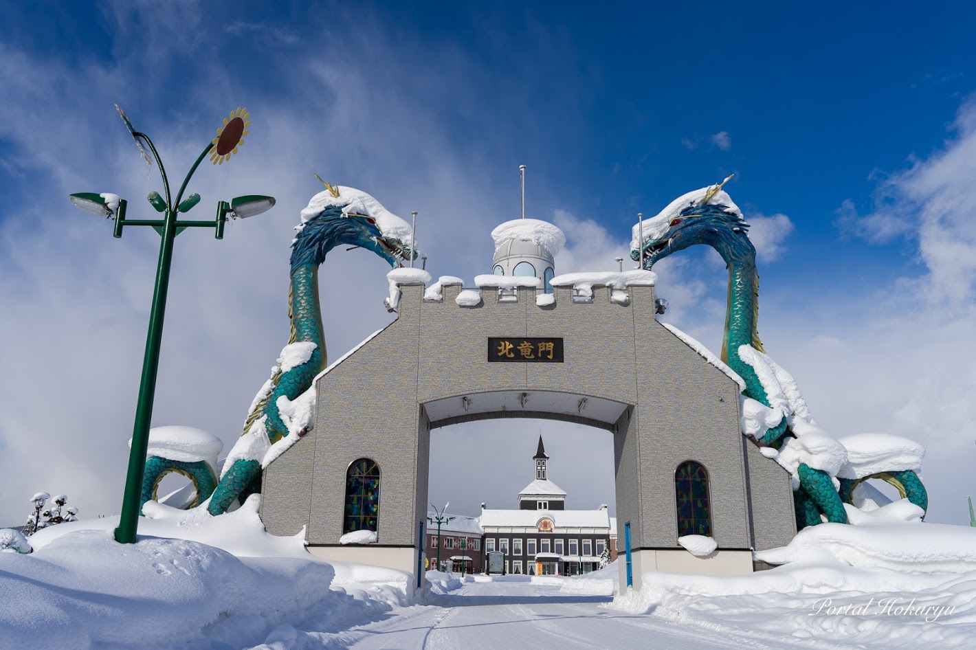 森の画廊「北の雪原」 森の画廊「北の雪原」 2つの顔を持つ柔らかな空間「十年