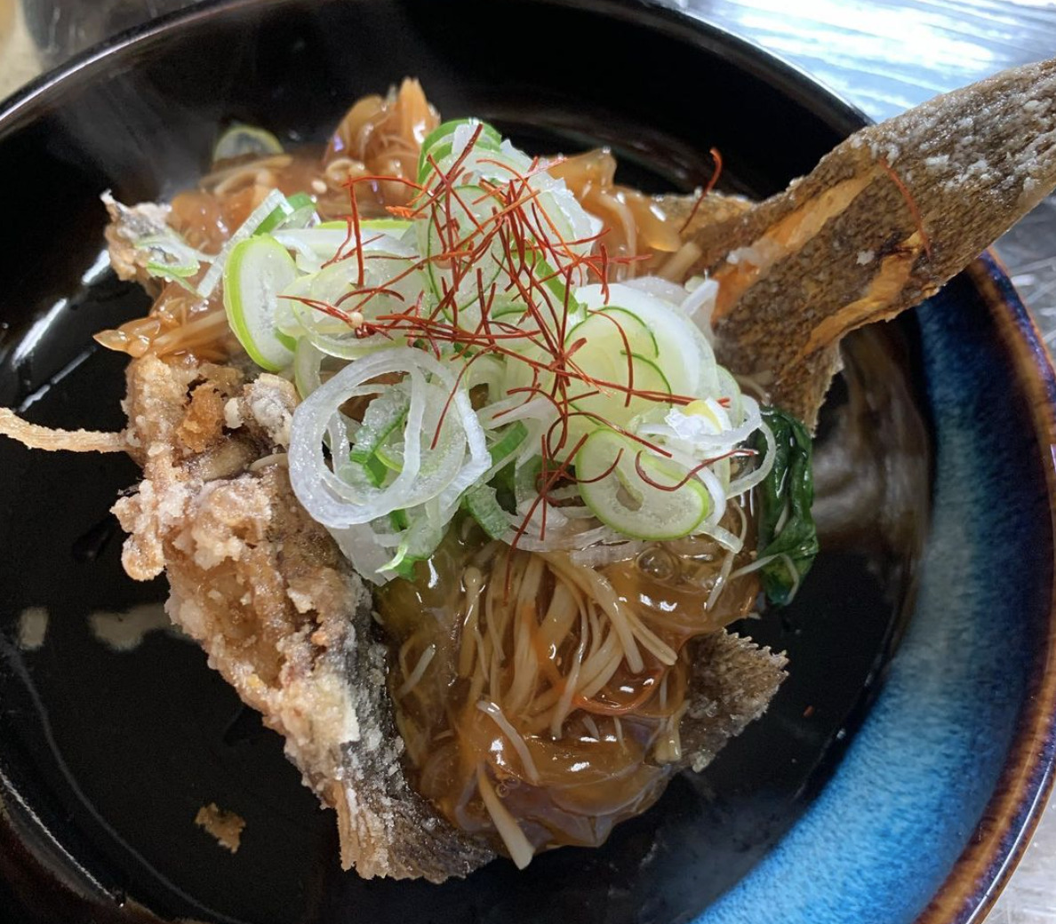 🌻 Martın 16-sı (çərşənbə axşamı) şirin və turş souslu qızardılmış kambala idi ♪ 17-də qızılbalıq göbəyini təqdim etməyi planlaşdırırıq❗️【Himawari Restaurant】