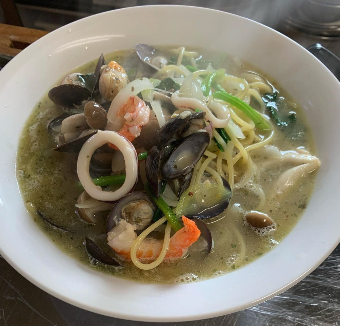 🌻 3月27日（土）海鮮スープパスタでした ♪ 月曜日は、あんかけ焼きそばの予定です 😊【お食事処向日葵】