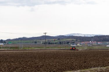 田んぼの耕起