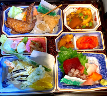 🌻 9月8日（水）今日注文ありました折り詰めです♪ 😊【お食事処向日葵】