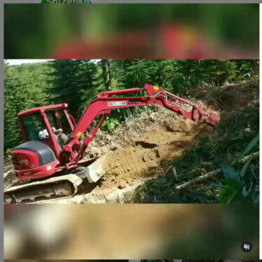 道づくり：どこに道を入れようか？ 時間をかけてつくった道は通るたびに嬉しくなる。逆もそう。【自然下・上井達矢さん仁美さん】