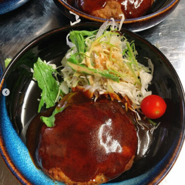 🌻 10月1日（土）ハンバーグ定食 ♪ でした 😊【お食事処向日葵】