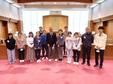 北竜町長 佐野豊 活動報告・10月7日（木）終日職員と打ち合わせ、書類整理 ☆ 酪農学園大学の学生さんが北竜町で農業研修 🌻（一泊二日）