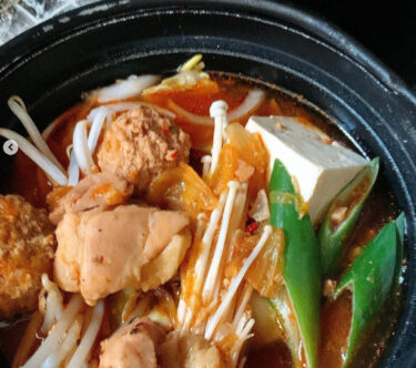 🌻 25 जनवरी (मंगलवार) किम्ची हॉटपॉट सेट मील 🫕 😊 [हिमावारी रेस्टोरेंट]