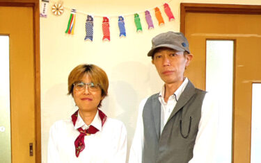 🌻 Bunlar restoranımıza kömək etməyə gələn iki yerli canlandırma könüllüləridir 😌 Keçən həftə ilk dəfə Fransız dili kursu təqdim etdik 😊 [Himawari Restoranı]