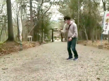 昨日は士別へ。途中の道は桜綺麗でした 🌸 鳥居の近くでワールウィンド、レジェンドを撮影しました 🎥【北竜けん玉クラブ】