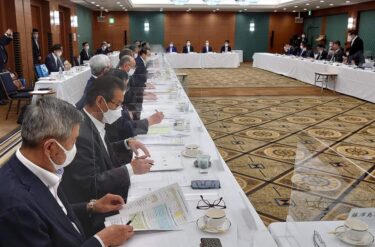 รายงานกิจกรรมโดยนายกเทศมนตรีเมืองโฮคุริว ซาโนะ ยูทากะ: 2 มิถุนายน (พฤหัสบดี) พบปะกับสมาชิกสภาผู้แทนราษฎรพรรค LDP ที่ได้รับเลือกจากฮอกไกโด (โตเกียว) กิจกรรมตามคำขอของรองรัฐมนตรีว่าการกระทรวงเกษตร ป่าไม้ และประมง นากามูระ ฮิโรยูกิ รองรัฐมนตรีว่าการกระทรวงเกษตร ป่าไม้ และประมง เอดาโมโตะ และเจ้าหน้าที่รัฐบาลระดับสูง 3 คนจากกระทรวงเกษตร ป่าไม้ และประมง พบปะกับสมาชิกสภาผู้แทนราษฎรพรรค Komeito ที่ได้รับเลือกจากฮอกไกโด กิจกรรมตามคำขอของรองรัฐมนตรีว่าการกระทรวงเกษตร ป่าไม้ และประมง ทาเกเบะ อาราตะ และสำนักงานประมงและสำนักงานป่าไม้