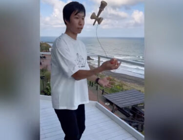 海辺でけん玉はやはり気持ちいい ①【北竜けん玉クラブ】