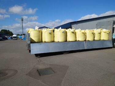 北竜町長 佐野豊 活動報告・9月20日（火）町長部局課長等ミーティング、町内ライスセンター激励巡回、衆議院議員選 渡辺 代議士と懇談