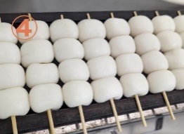 ひまわり焼き団子