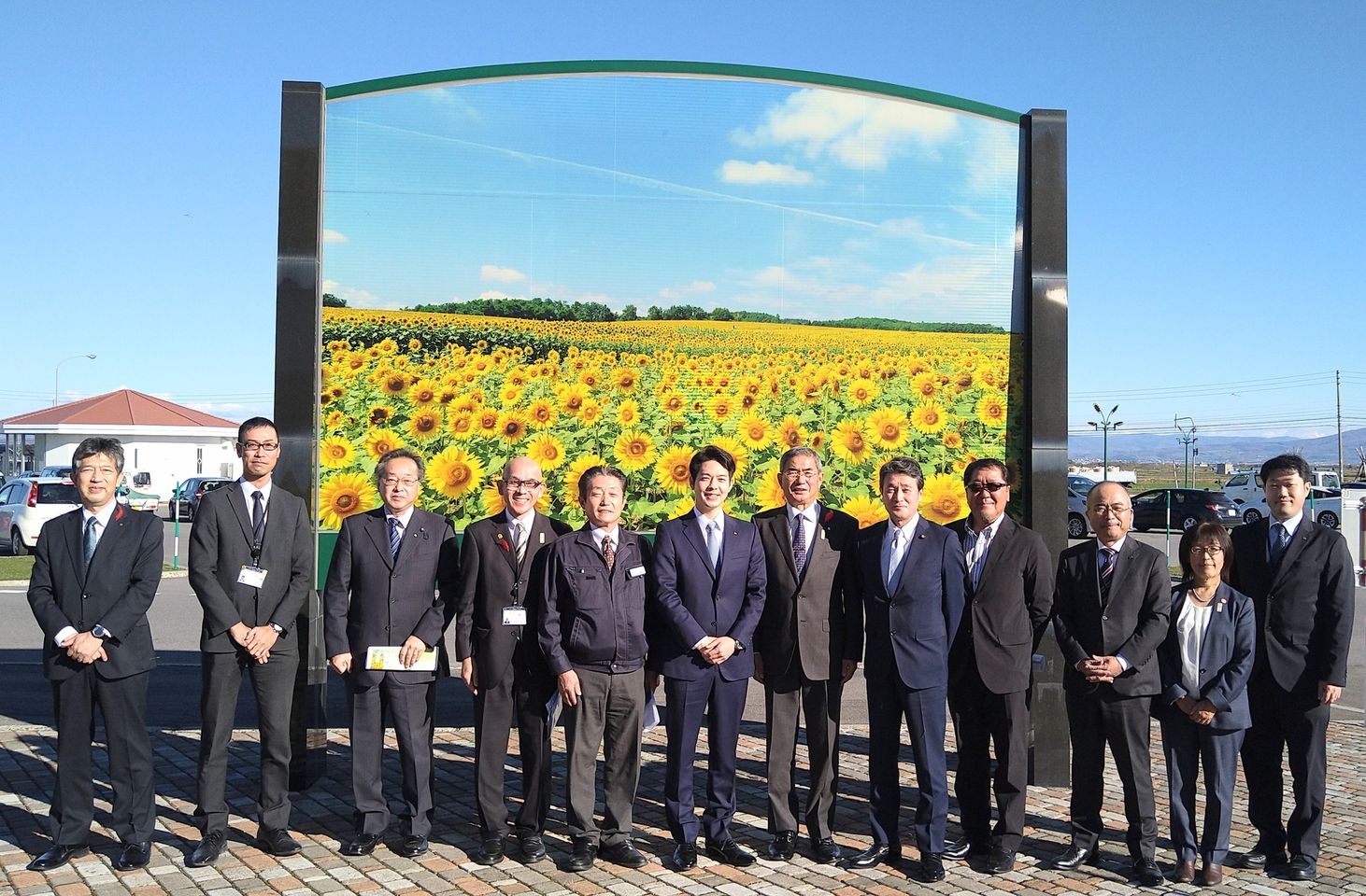 なおみちカフェ：本日（10/25）北竜町の「道の駅サンフラワー北竜」を訪問し、皆様からお話を伺いました【北海道知事 鈴木直道】