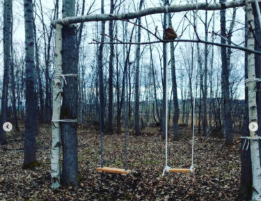 やっとブランコ完成しました。早くから作ろうと思っていたのですが、今日（11/20）完成しました【永の森活動組織（加藤宰 代表）】