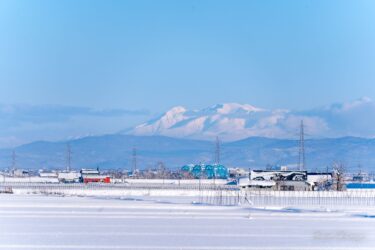 白銀の衣を纏う旭岳連峰