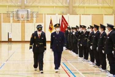 รายงานกิจกรรมโดยนายกเทศมนตรีเมืองโฮคุริว ยูทากะ ซาโนะ วันที่ 10 มกราคม (วันอังคาร) คำอวยพรปีใหม่ การประชุมหัวหน้าส่วนประจำเดือนมกราคม ขบวนพาเหรดปีใหม่ของหน่วยดับเพลิงโฮคุริว