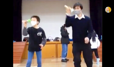 क्या सिंक्रोनाइज़्ड डाउन स्पाइक वाकई शानदार नहीं है? [होकुर्यु केंडामा क्लब]