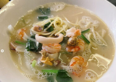 🌻 4月24日（月）牡蠣の煮汁たっぷりのスープパスタ ♪ でもちょっと辛いです。。💦 😊【お食事処向日葵】