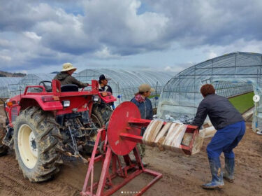 4.24〜28 ▶︎▶︎ さぁ〜て今週のほのかは〜 田んぼを起こしはじめ、畑に肥料を撒き、イネの種まきの後片付けをしたり〜メロンハウスの準備をしたり… これぞ農家！っていう日常です♪【農事組合法人ほのか】