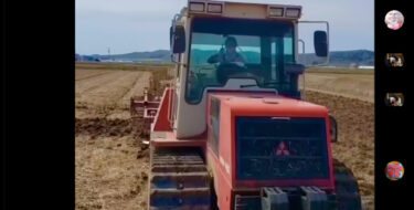 5.3 ▶︎▶︎Gadis traktor (tahun ke-2 bersama perusahaan) mengolah sawah!! ︎ Saya ingin menjadi gadis pertanian keren yang bisa mengendarai mesin 😎 [Perusahaan Koperasi Pertanian Honoka]