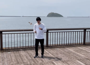 कार कैंपिंग यात्रा की श्रृंखला ① अयोरो ओनसेन में सुबह स्नान करने के बाद, मैं मुरोरन रोडसाइड स्टेशन के आसपास चला गया और एक अच्छा स्थान मिला, इसलिए मैंने अपनी पत्नी से एक तस्वीर लेने के लिए कहा [होकुर्यु केंदामा क्लब]