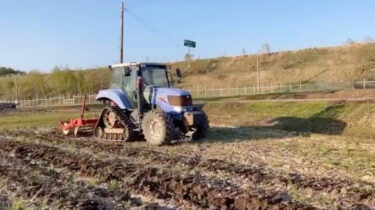 5.12 ▶︎▶︎ # gadis-gadis petani # gadis-gadis traktor Saya membangunkan ladang ✨Sungguh keren ✨[Asosiasi Petani Honoka].