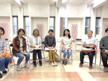 18人で練習。さぁ、準備は整ってきましたよ。後は良い演奏だけです 🎵【北竜町ひまわりコーラス】