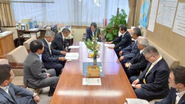 北竜町長 佐野豊 活動報告・7月28日（金）✦ 北海道水田活用の直接支払交付金の見直しに係る関係機関連絡会議要請活動・参議院議員会館、道内選出国会議員に要請活動・面談：長谷川岳参議院議員、鈴木宗男参議院議員、武部新衆議院議員、農林水産省・平形生産局長に要請、農林水産省・長井農業振興局長に要請