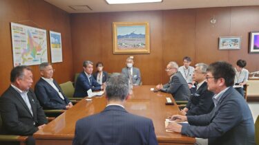 Laporan kegiatan Walikota Kota Hokuryu Yutaka Sano, 17 Agustus (Kamis) ✦ Langkah-langkah untuk mencegah terjadinya kecelakaan kebocoran di saluran induk Bibagyu: Direktur Jenderal Biro Promosi Umum Sorachi (Kota Iwamizawa), Asosiasi Industri Konstruksi Sorachi, Federasi Asosiasi Perbaikan Tanah (Kota Sapporo), Departemen Manajemen Konstruksi Sapporo dari Biro Promosi Umum Sorachi, Departemen Pembangunan dan Konstruksi Sapporo, Biro Pembangunan Hokkaido, Hokkaido 'Wakil Gubernur Tsuchiya dan Uramoto', Hokkaido Direktur Jenderal Departemen Kebijakan Pertanian