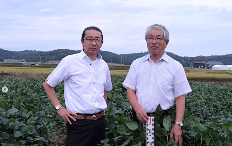 9月から新たに常務理事・高田裕司 氏が加わり就任いたしました。高田幸男 理事長の長男で、札幌でスープカレーの田中さんを経営してましたが、この度