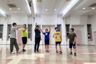 多分先月？居残りメンバーでとめけんシンクロ！ ほんとはもうちょっと難しいのやりたかったんだけど、また次の機会に！【北竜けん玉クラブ】