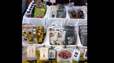 旭川駅マルシェ、２日目（9/17）始まります! 昨日はたくさんのお客様が来て下さいました！夕方までお天気が良いらしいので、ぜひお越し下さい。お待ちしております!【黒千石事業協同組合】