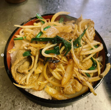 🌻 11月10日（金）本日の日替わりランチ：ジンギスカン丼でした【お食事処向日葵】