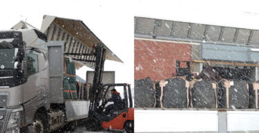 今日（11/14）は朝から、道南の真狩村からたくさんの黒千石大豆が運ばれてきました。最初は降ってませんでしたが、だんだん雪がひどくなり大変そうでした【黒千石事業協同組合】